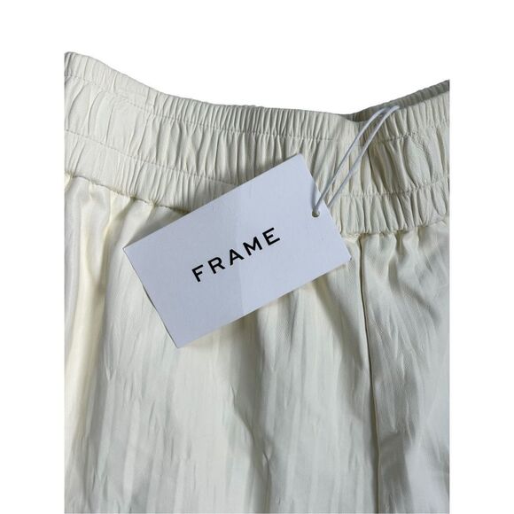 Frame Pleated Lamb Leather Short Women's Cream Size Medium - Picture 8 of 14